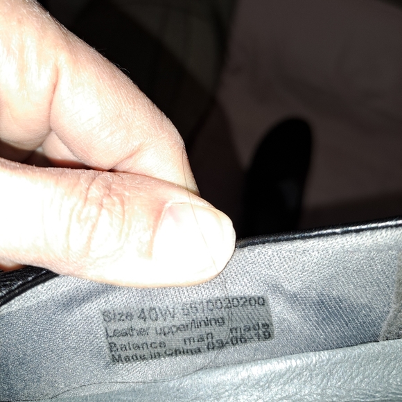 Shoes - Picture 2 of 9